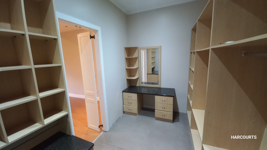 To Let 1 Bedroom Property for Rent in Lansdowne Western Cape